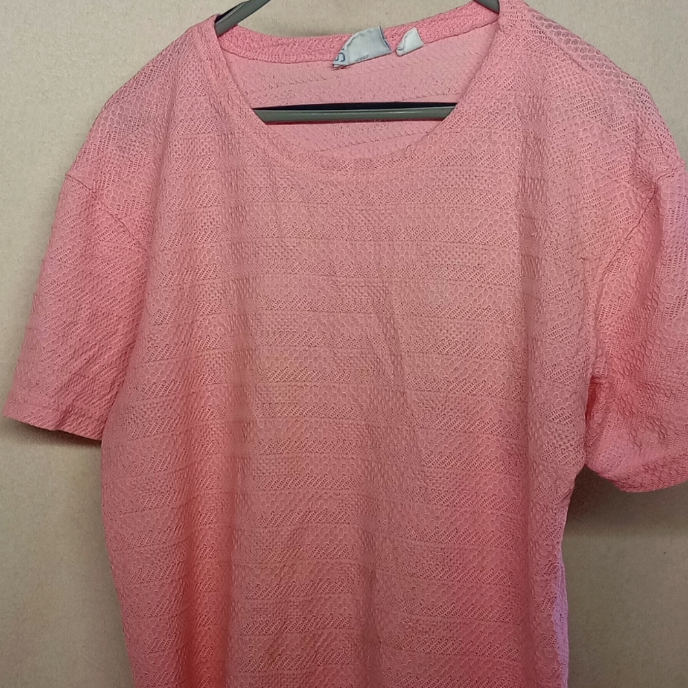 Baby pink Jaclyn Smith sport shirt #013